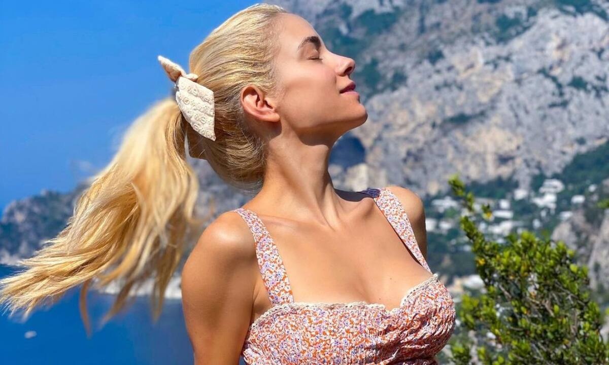 Δούκισσα Νομικού: Οι απίθανες αδημοσίευτες φωτογραφίες από το ταξίδι της στην Ιταλία