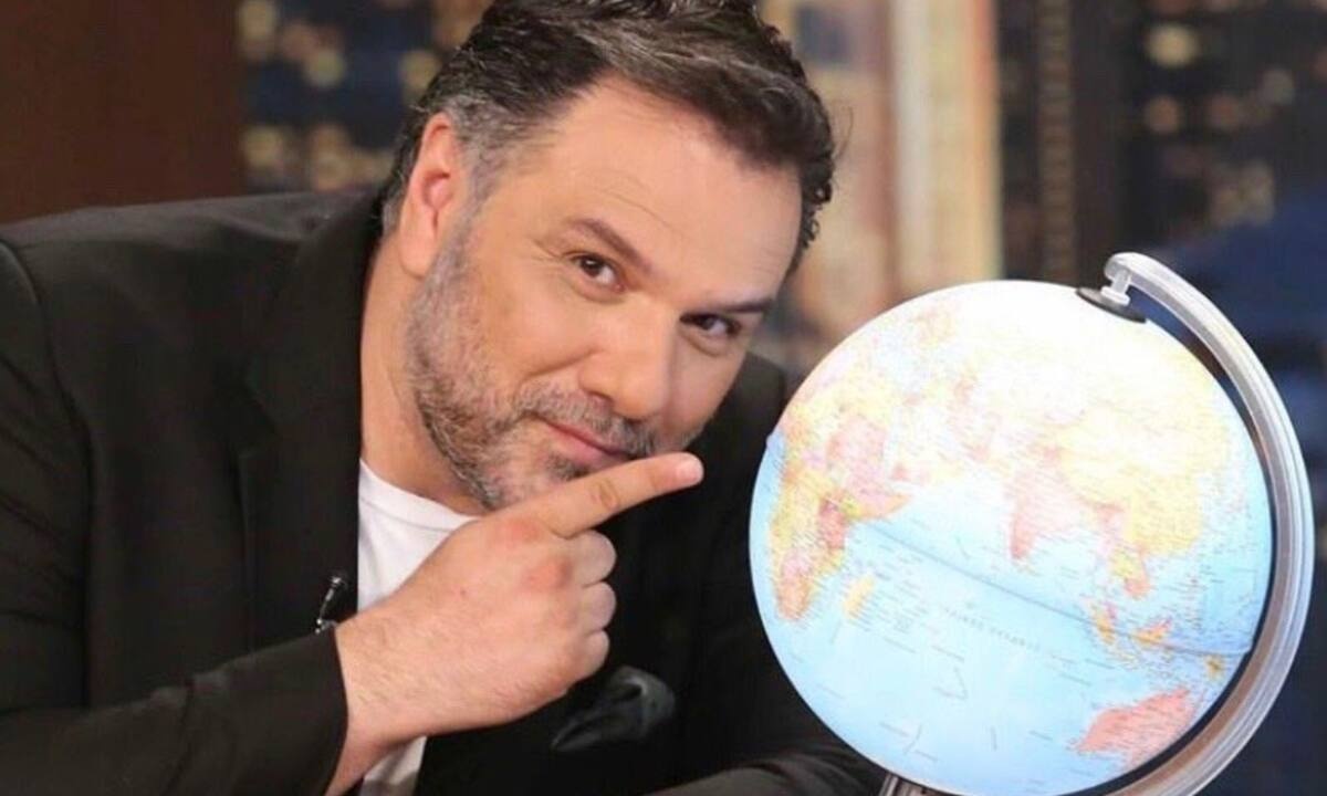 Γρηγόρης Αρναούτογλου: Είδες την κούκλα σύντροφό του στον γάμο του Τζωρτζάτου; (photos)