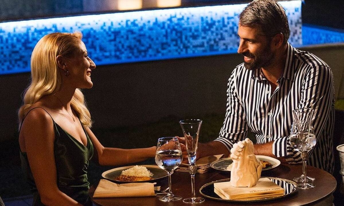 The Bachelor: Επικά σχόλια στο Twitter για τον Παππά- Οι παλιές παίκτριες κράζουν και η νικήτρια φαίνεται ήδη