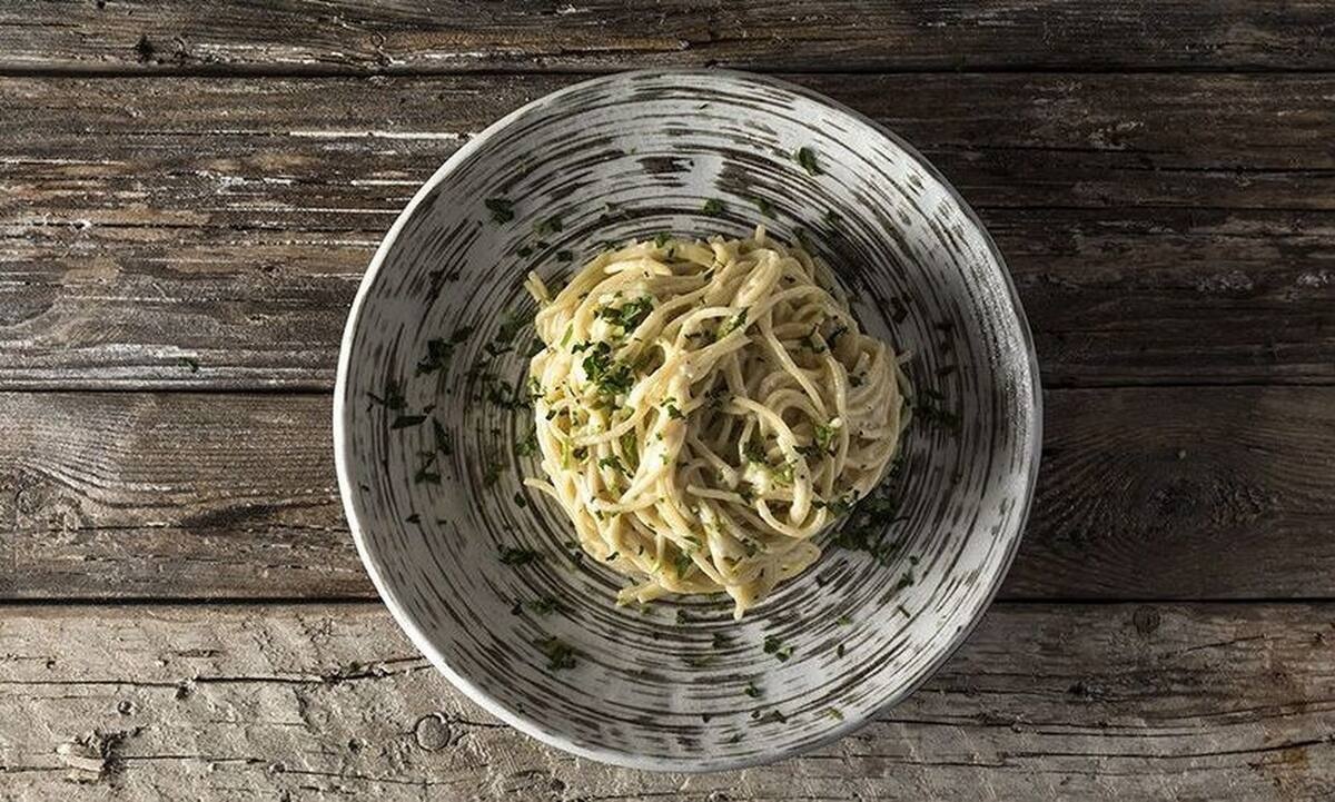 Μακαρονάδα με 4 τυριά από τον Άκη Πετρετζίκη