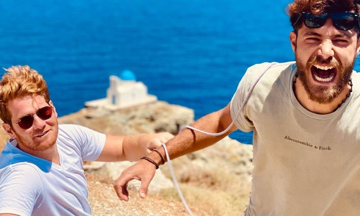 James Καφετζής: Η σπόντα για τον Bachelor Αλέξη Παππά και η αλήθεια για τον Νίκο Μπάρτζη (videos)