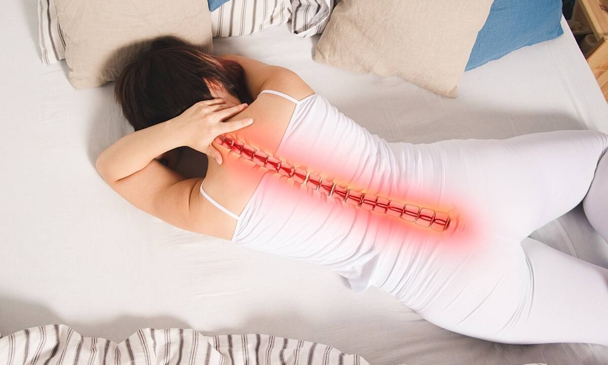 Σπονδυλοαρθρίτιδες: Πώς θα καταπραΰνετε τα συμπτώματα (εικόνες)