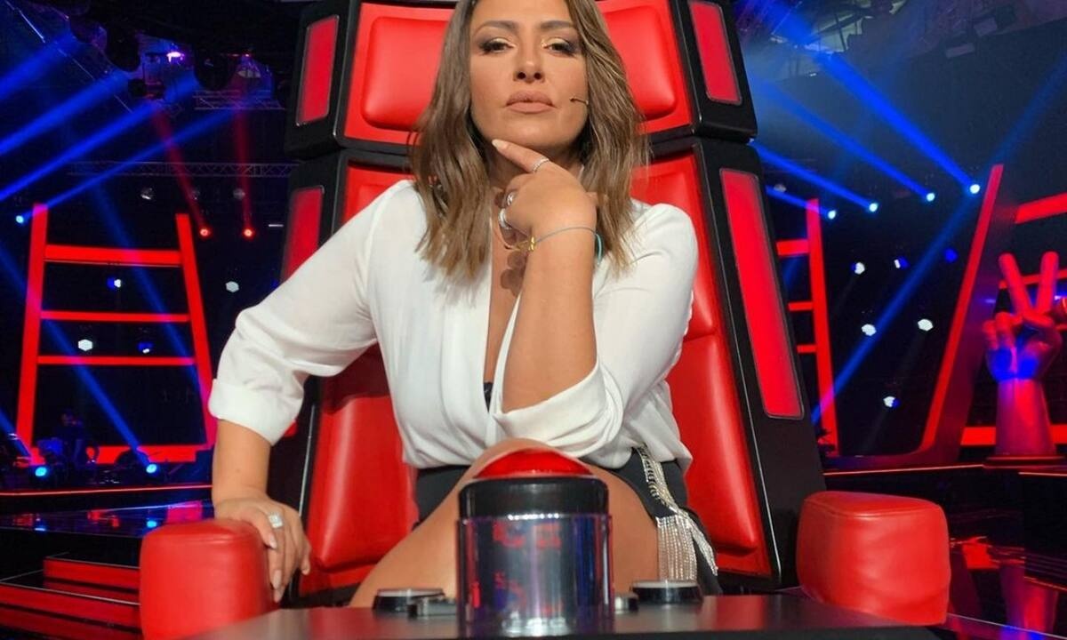 The Voice: Η εμφάνιση της Παπαρίζου στην πρεμιέρα και τα αποθεωτικά σχόλια στο Twitter (photos)