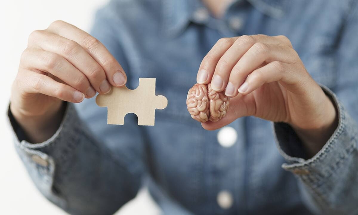 Παγκόσμια Ημέρα Αλτσχάιμερ: Η ουσία που φρενάρει τη νόσο και πού θα τη βρείτε (εικόνες)