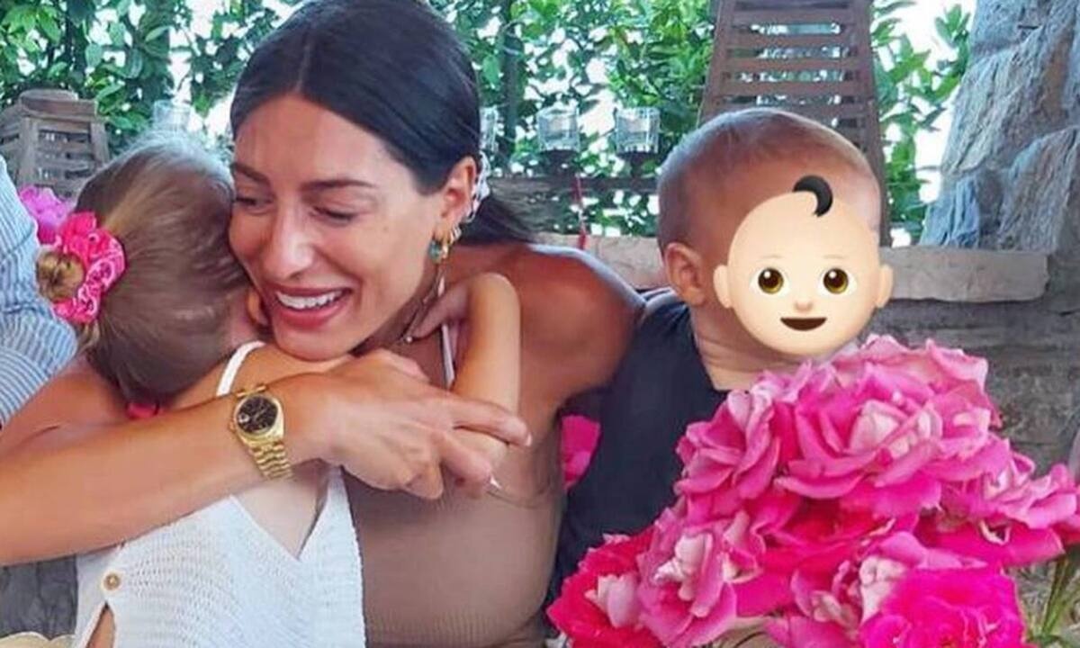 Φλορίντα Πετρουτσέλι: Ο γιος της απολαμβάνει το πρωινό του