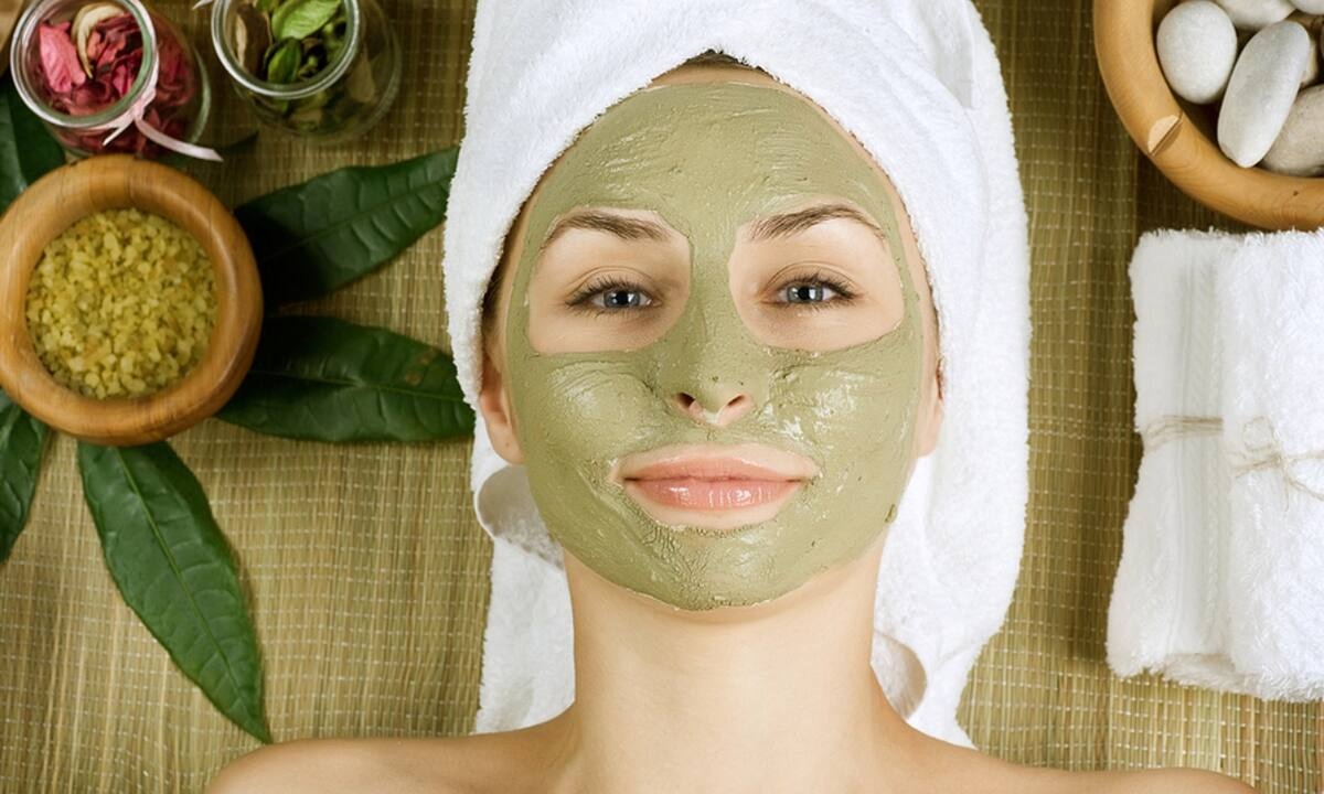 Τρεις σπιτικές μάσκες σύσφιξης προσώπου