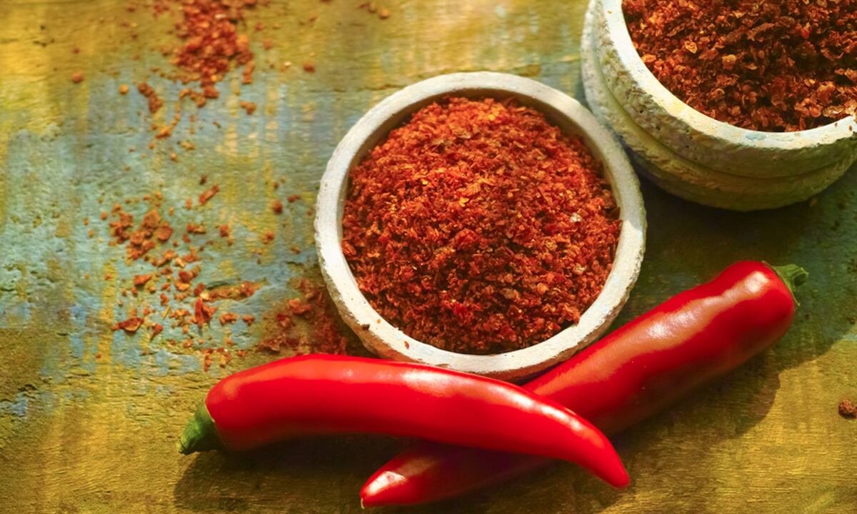 Κόκκινο πιπέρι: 9 σημαντικά οφέλη για την υγεία σας (εικόνες)