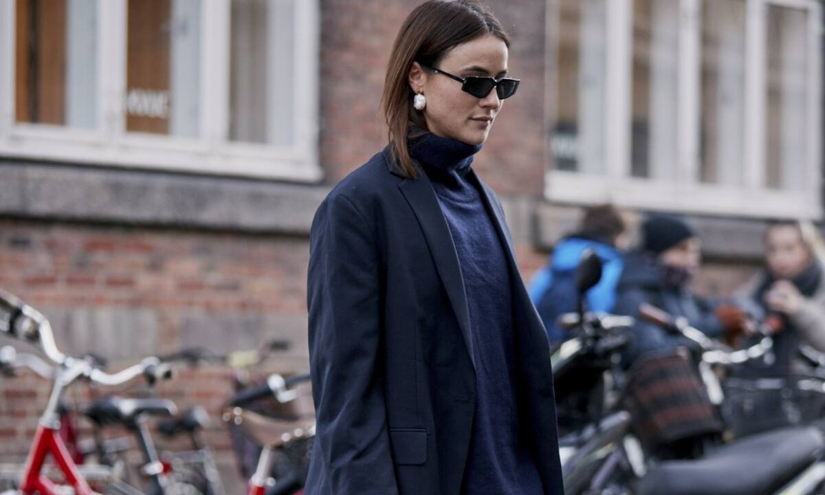 Το μπλε σακάκι συνδυάζεται με τα πάντα! (+10 κομψές επιλογές για να διαλέξεις)