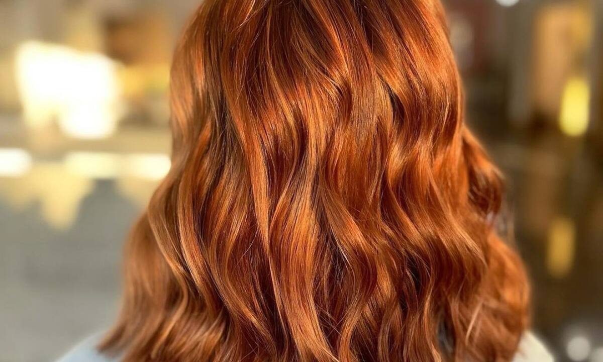 Αυτό είναι το hair color trend του φθινοπώρου που ταιριάζει σε όλες