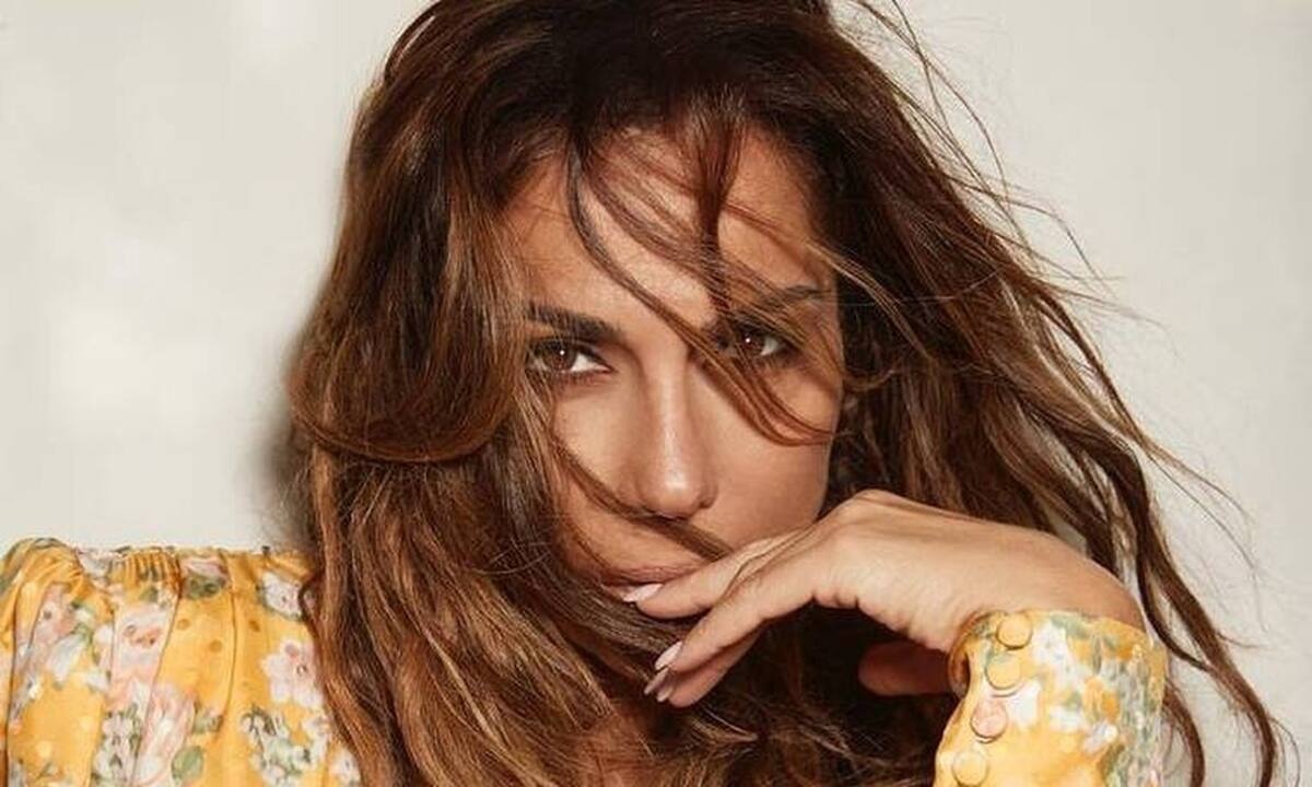 Δέσποινα Βανδή: Μία πράξη ανθρωπιάς για τους σεισμόπληκτους της Κρήτης