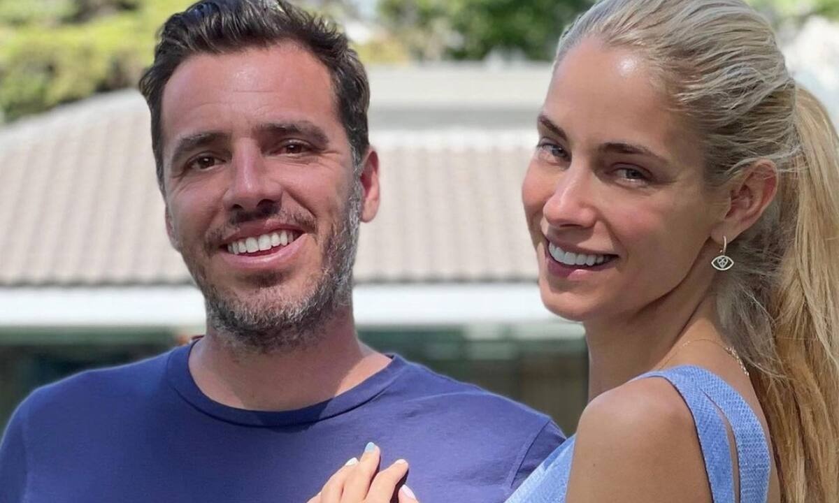 H Δούκισσα Νομικού σε ρομαντικό ραντεβού : Η τρυφερή ευχή για τον σύζυγό της