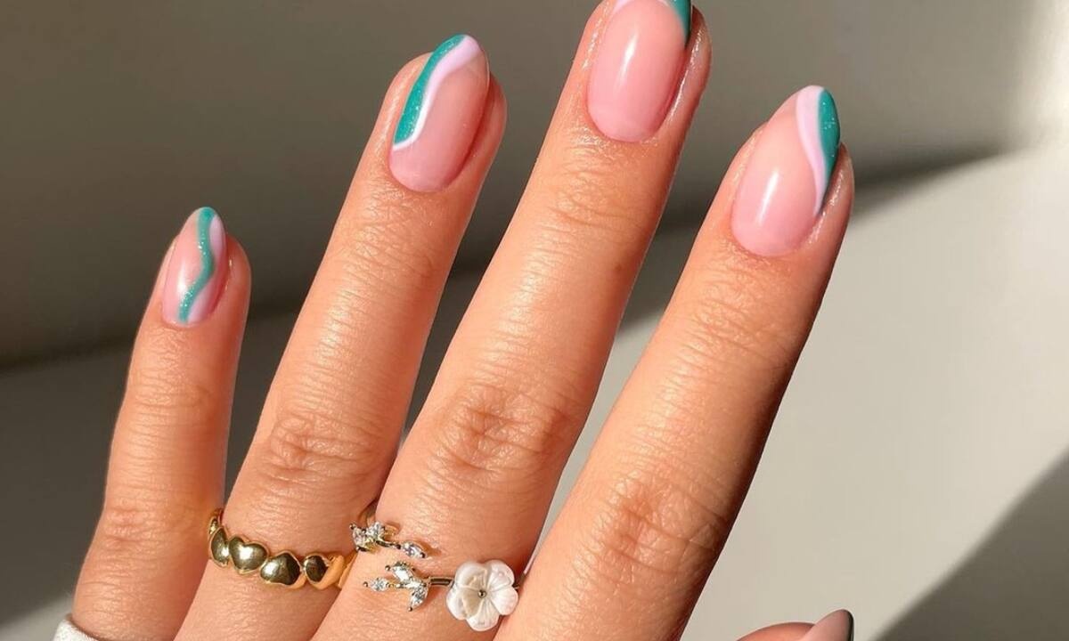 Το πιο hot trend στα νύχια για το φθινόπωρο (+10 nail art για να διαλέξεις)