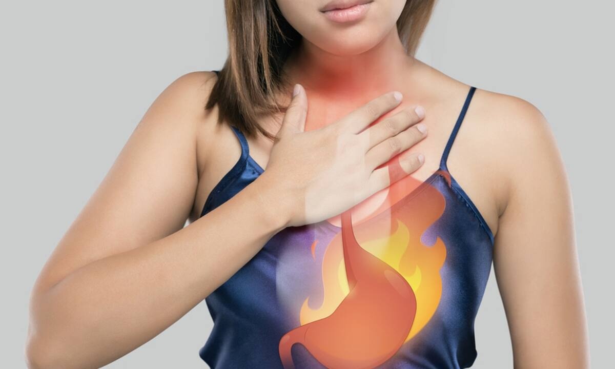 Γαστροοισοφαγική παλινδρόμηση: 5 συμπτώματα σε εικόνες