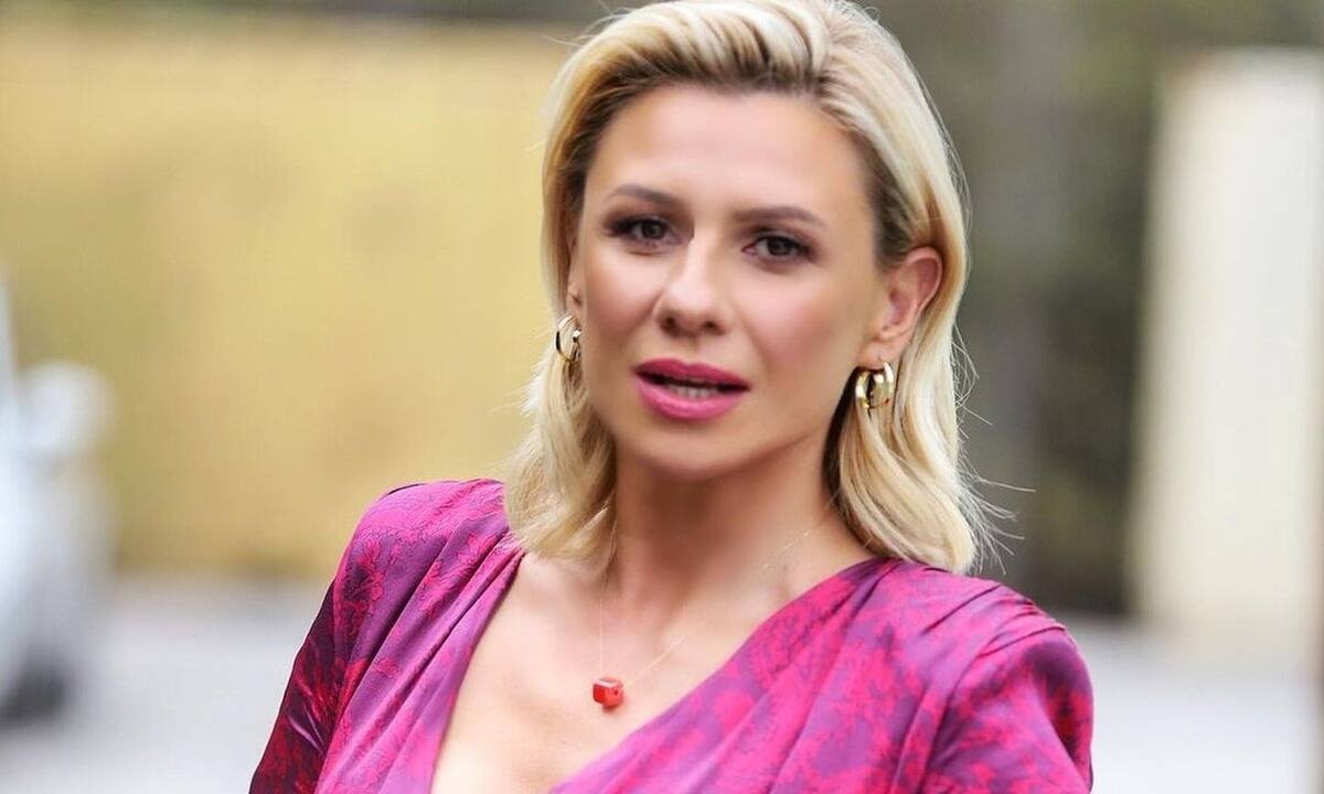 Η πρώτη συνέντευξη της Καραβάτου μετά τον χωρισμό: «Είμαι σε μια νέα αρχή σε όλους τους τομείς»