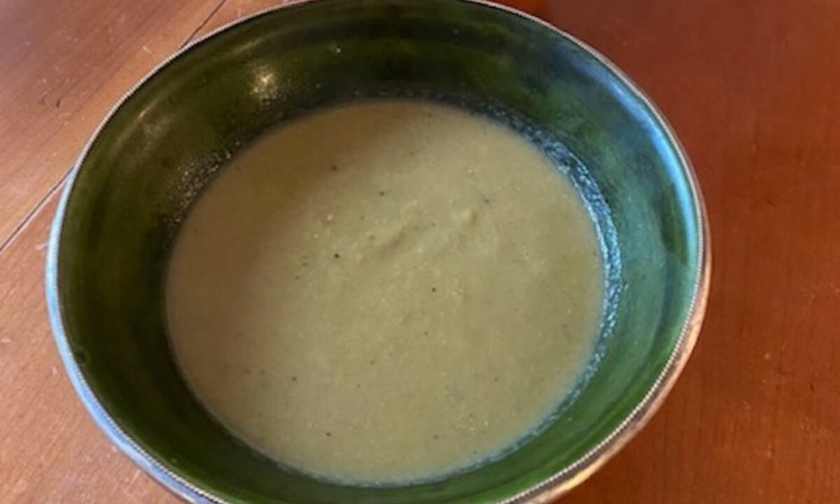 Συνταγή για την απόλυτη σούπα βελουτέ με λαχανικά που είναι ό,τι πρέπει για τον καιρό αυτόν (Γράφει η Majenco)