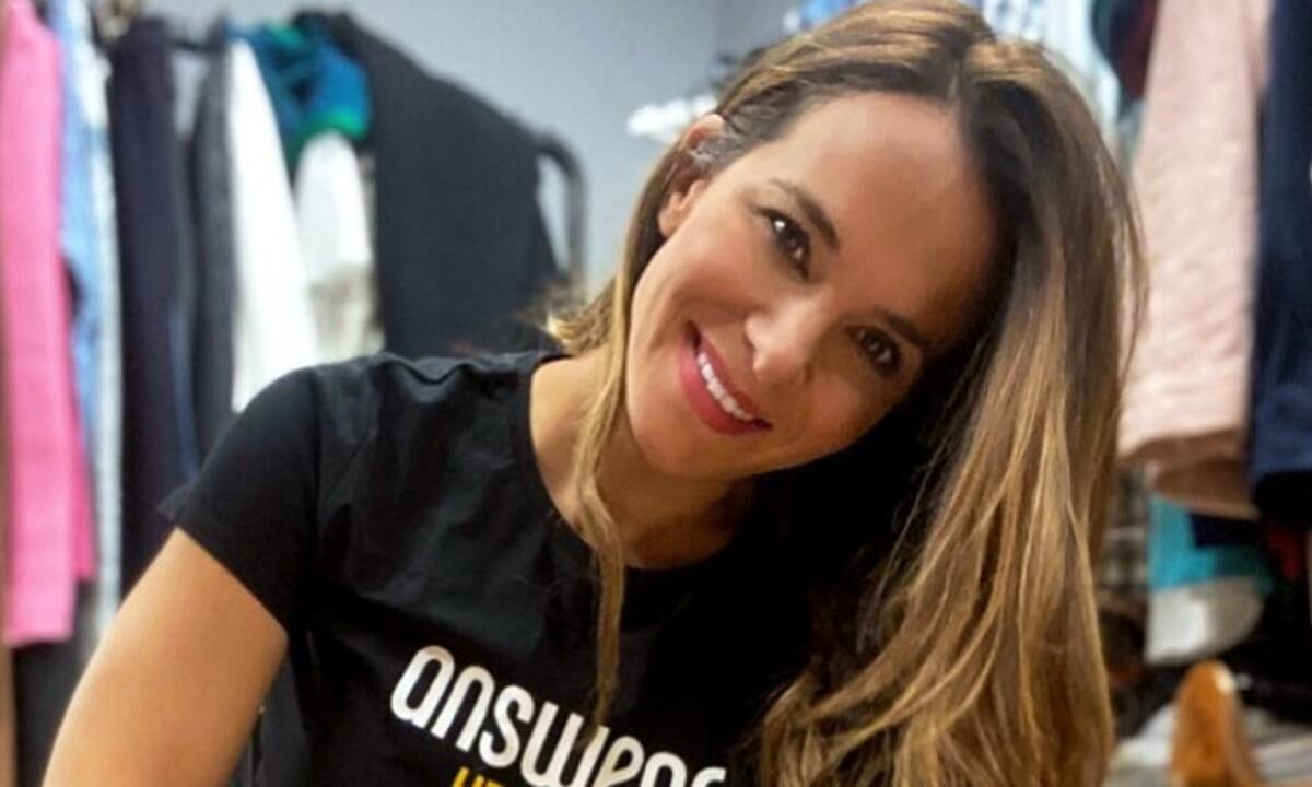 Ελιάνα Χρυσικοπούλου: Τι ζητάει από τις κόρες της όταν φεύγει ταξίδι