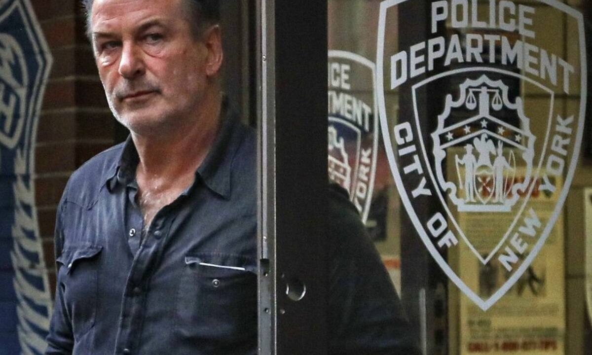 Υπόθεση Baldwin: Η υπεύθυνη όπλων κατηγορεί την παραγωγή