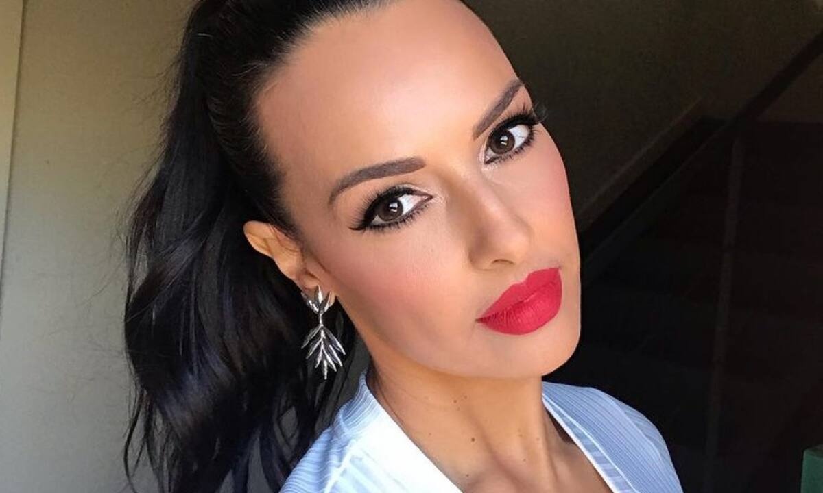 Όλγα Λαφαζάνη: Μετά από καιρό δείχνει την κόρη της Μαρία-Αλεξάνδρα