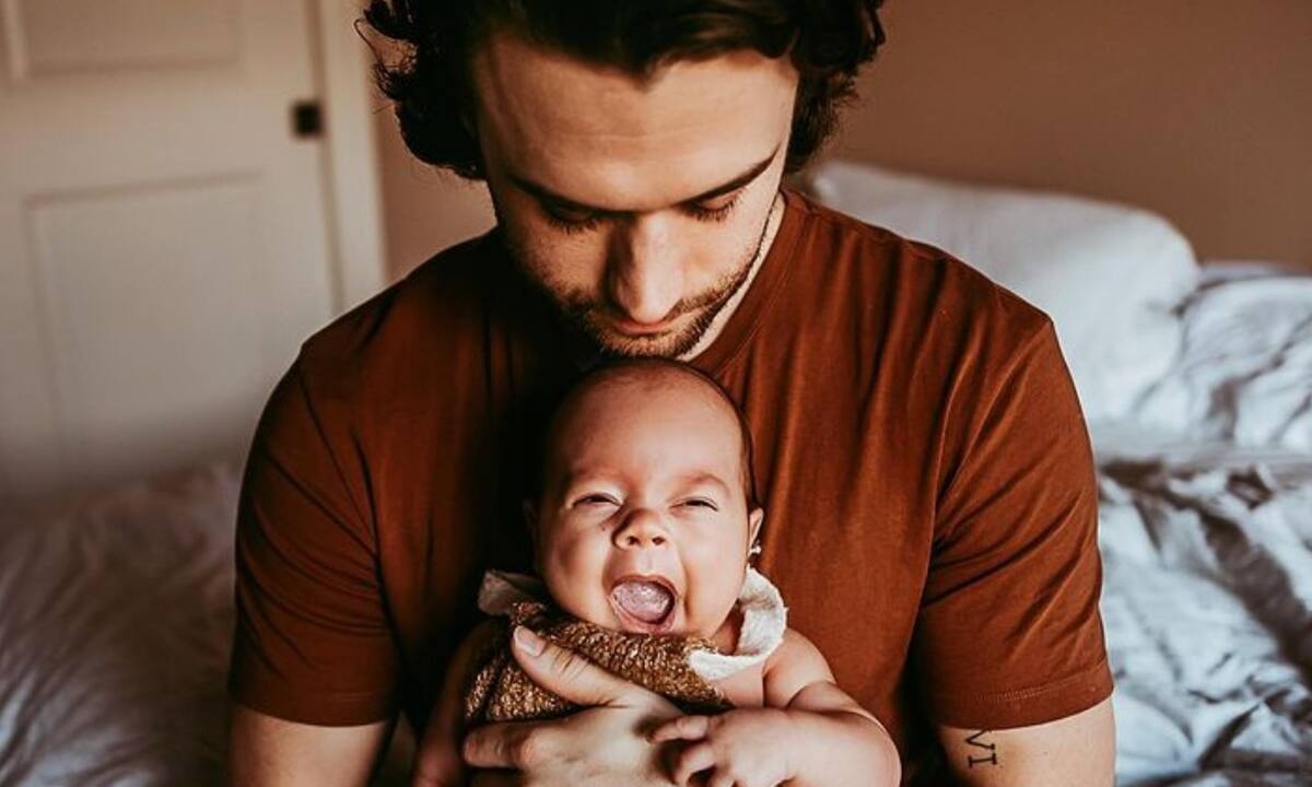 Μπαμπάδες και μωράκια κάνουν θραύση στο διαδίκτυο