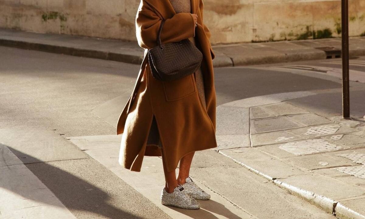 9 στυλάτα και άνετα sneakers που θα φοράς από το πρωί μέχρι το βράδυ