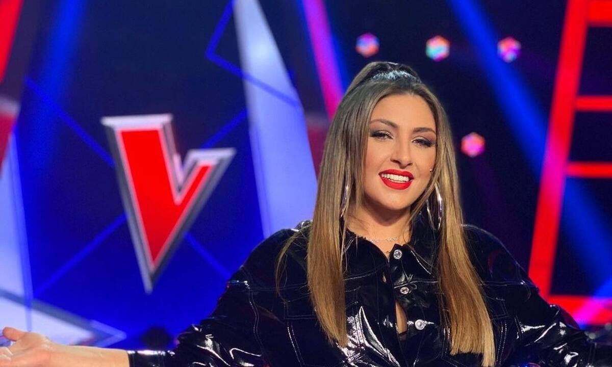 The Voice: Οι ανατροπές σήμερα δεν σταματούν - Το steal της Έλενας Παπαρίζου!