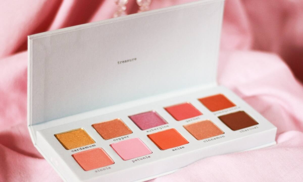 10 παλέτες σκιών για εντυπωσιακά μακιγιάζ