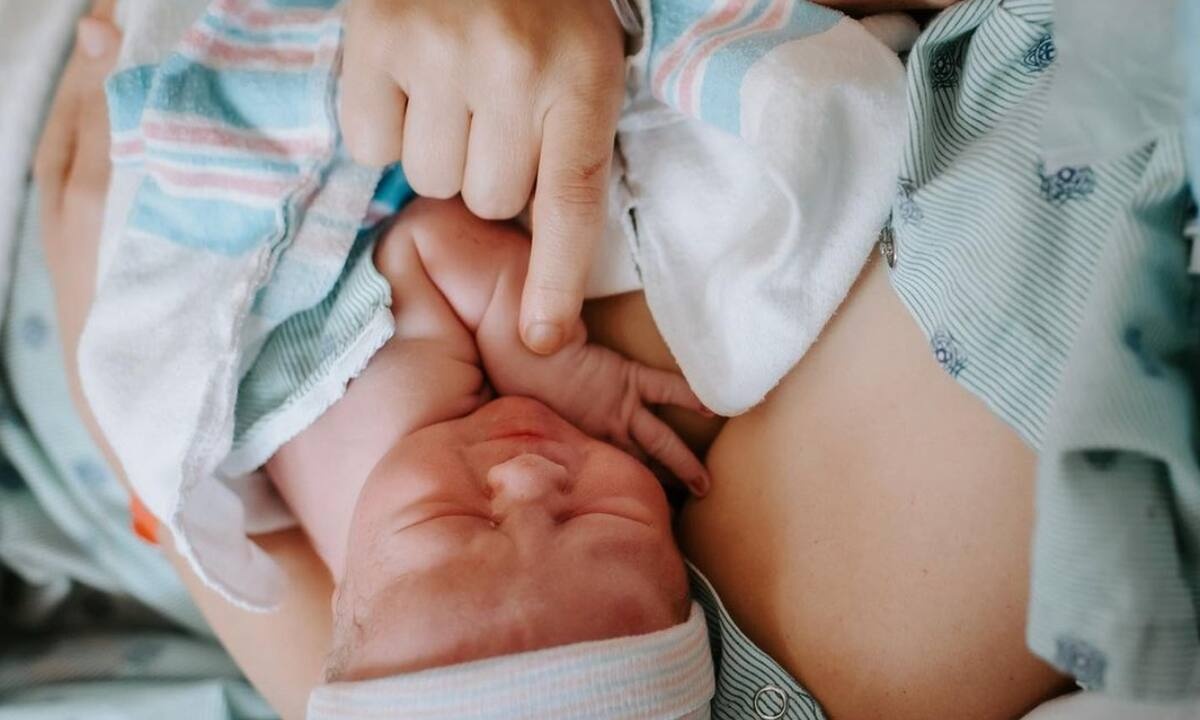 "Πέντε χρόνια προσευχόμασταν για εσένα, μωρό μου" (εικόνες)