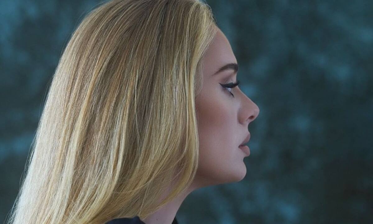 Adele: «Το διαζύγιο με συνέτριψε! Δεν ήξερα ποια ήμουν» -Η συγκλονιστική εξομολόγηση