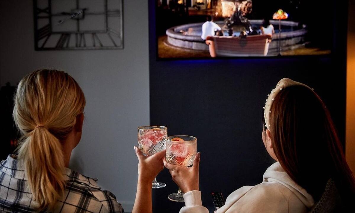 Αγαπημένες σειρές που μπορείτε να βλέπετε ξανά και ξανά (εικόνες)