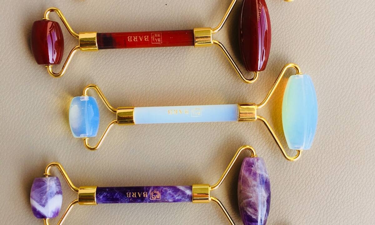 Πώς θα απλώσεις το μέικαπ; Το hack που έγινε viral στο TikTok