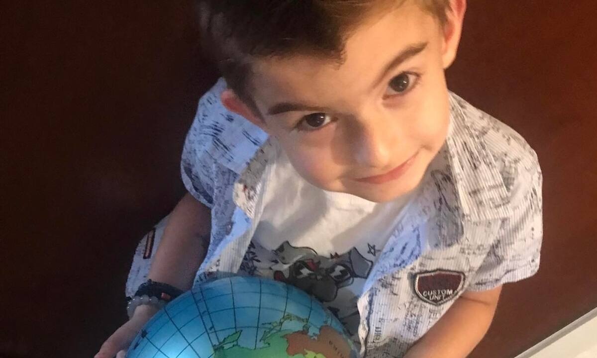 Κρήτη: Ο μικρός Νικόλας είναι 5 ετών, έχει IQ 140 και θέλει να δουλέψει στη Nasa