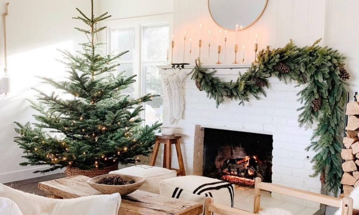 Μπες σε Christmas mood: 7 στολισμένα σαλόνια που θέλουμε να αντιγράψουμε αμέσως (photos)