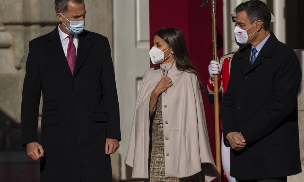 Η βασίλισσα Λετίσια μάγεψε τα πλήθη με την εμφάνιση της