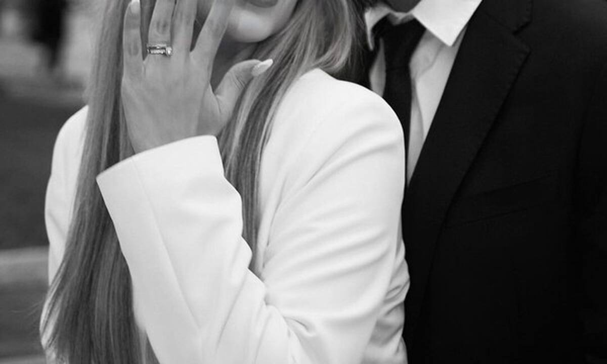 Γνωστό ζευγάρι παντρεύτηκε στη Θεσσαλονίκη- Οι πρώτες φωτό