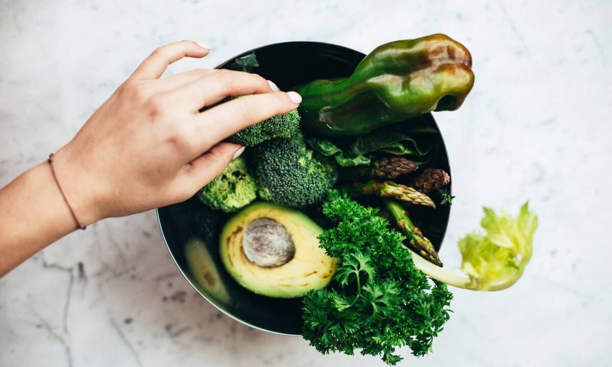 10+1 λαχανικά που βοηθούν στην απώλεια βάρους (εικόνες)