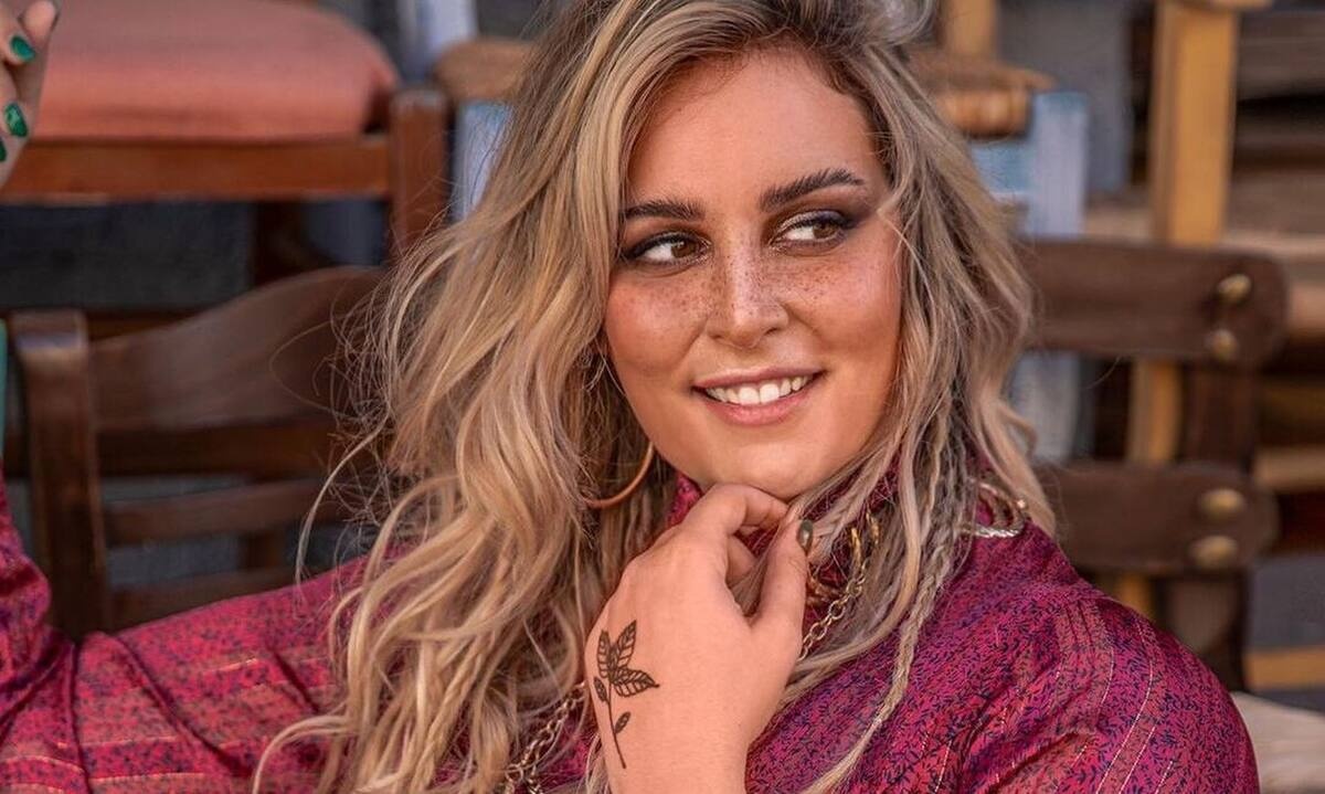 Νικόλιζα στο gossip-tv: To bullying, η απώλεια 20 κιλών και τα 8 χρόνια σχέσης! Κάνει σχέδια γάμου;