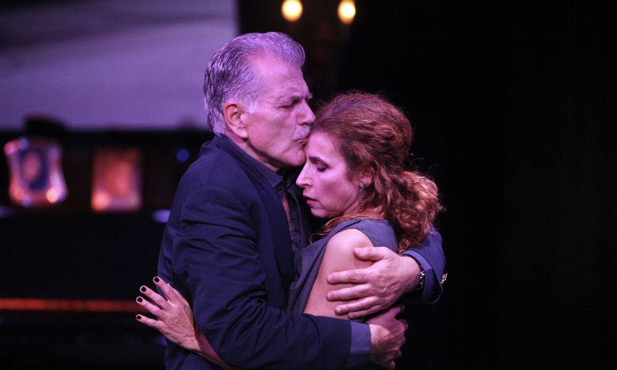 «Πρόσωπο με πρόσωπο»: Πρεμιέρα για την παράσταση, που μας διδάσκει αλήθειες!