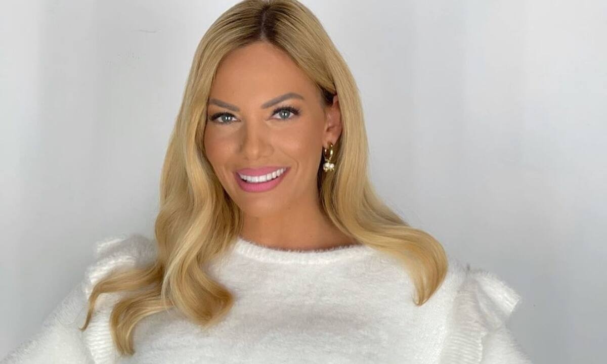 Πάλι εντυπωσίασε η Ιωάννα Μαλέσκου με το look της- Τι επέλεξε και θέλουν όλες να αντιγράψουν