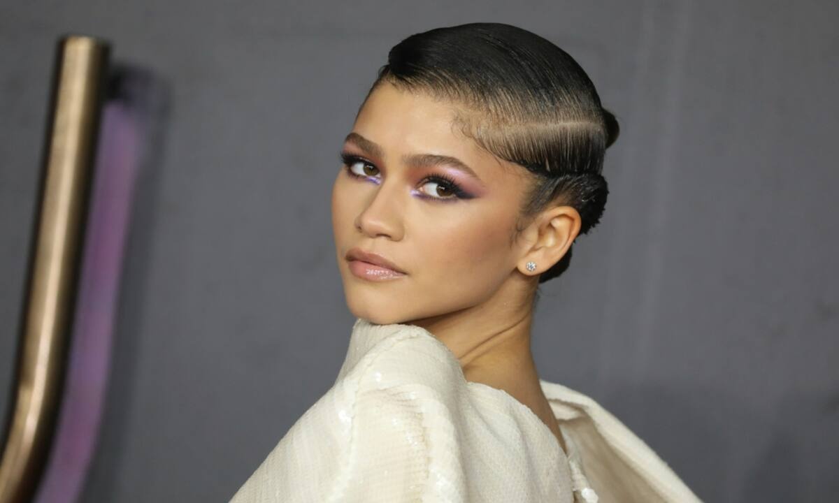 Η Zendaya εμφανίστηκε ένα φόρεμα έργο τέχνης
