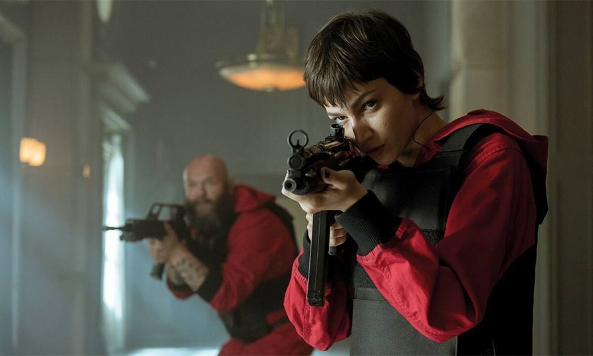 La Casa de Papel - Úrsula Corberó: Πώς θα αντιγράψεις το στυλ της Τόκιο από το Netflix
