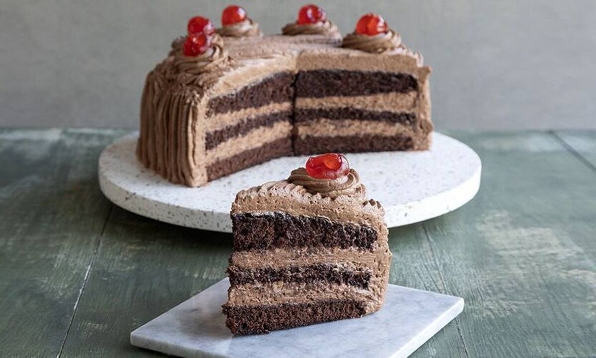 Τούρτα σεράνο από τον Άκη Πετρετζίκη!