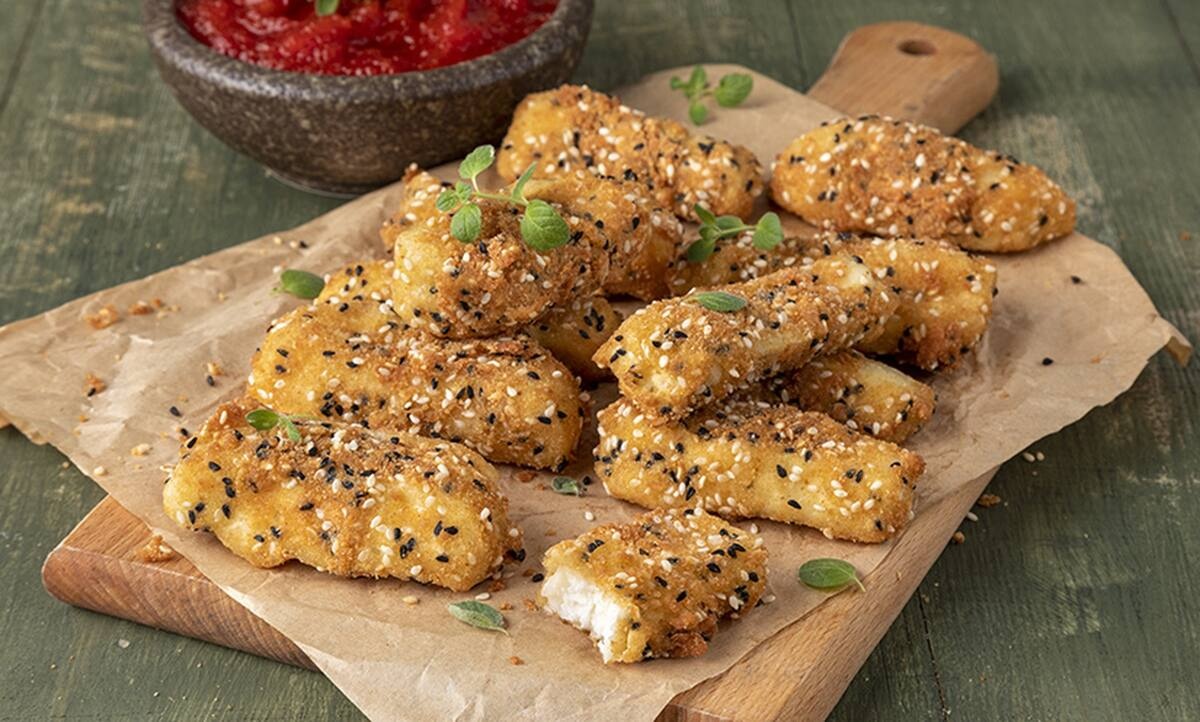 Χαλούμι nuggets από τον Άκη Πετρετζίκη!