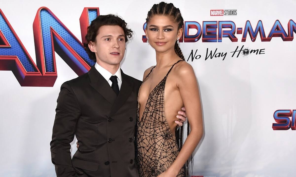 Η Zendaya έκανε μια αποκάλυψη για το εντυπωσιακό φόρεμά της