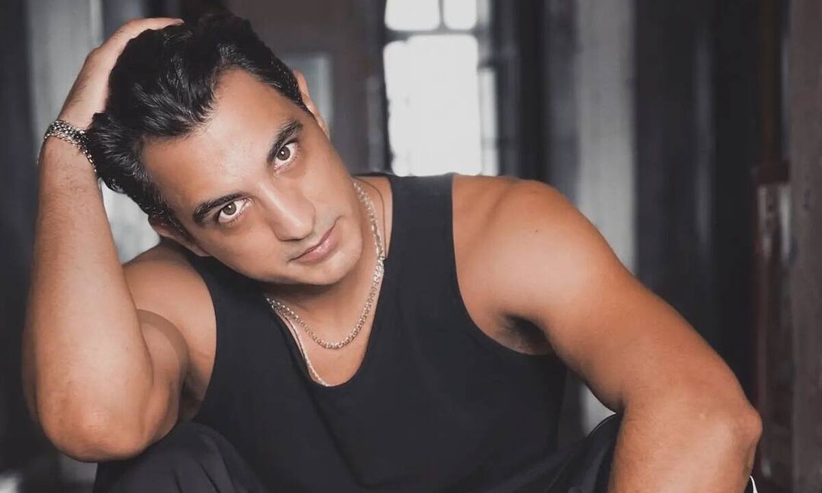 Δήμος Αναστασιάδης: «Ο νέος χρόνος θέλω να φέρει μία πανδημία αγκαλιάς και υγείας»