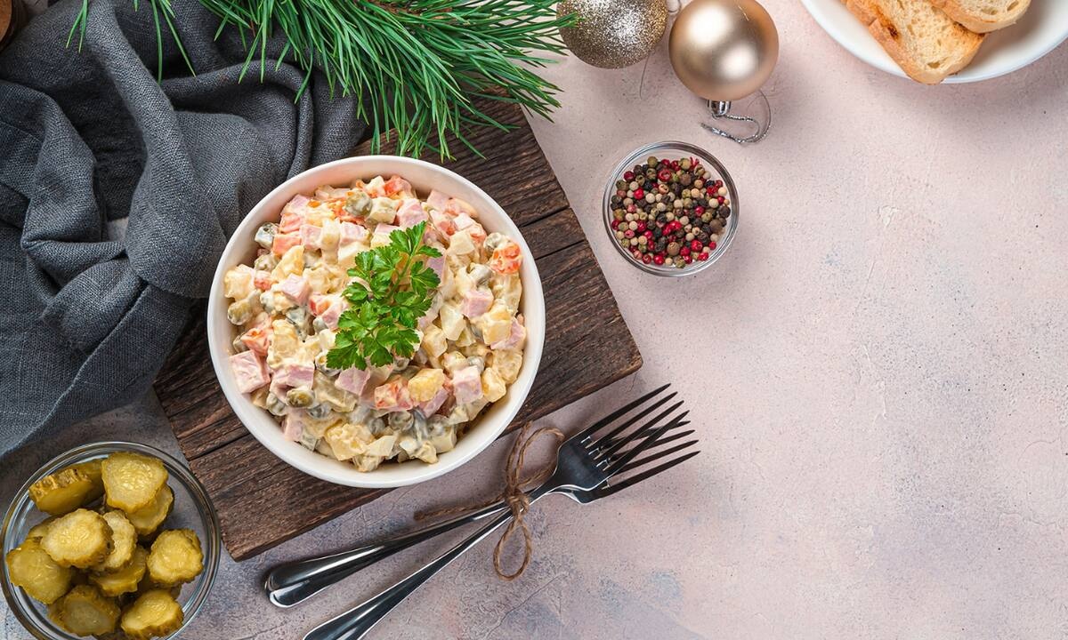 Σαλάτες για το τραπέζι του ρεβεγιόν - Τέσσερις ιδιαίτερες συνταγές