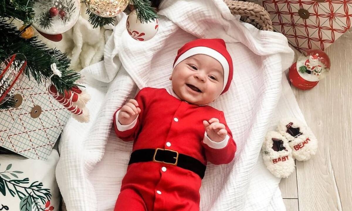 Μωράκια ντύθηκαν Άη Βασίληδες και είναι αξιολάτρευτα (εικόνες)