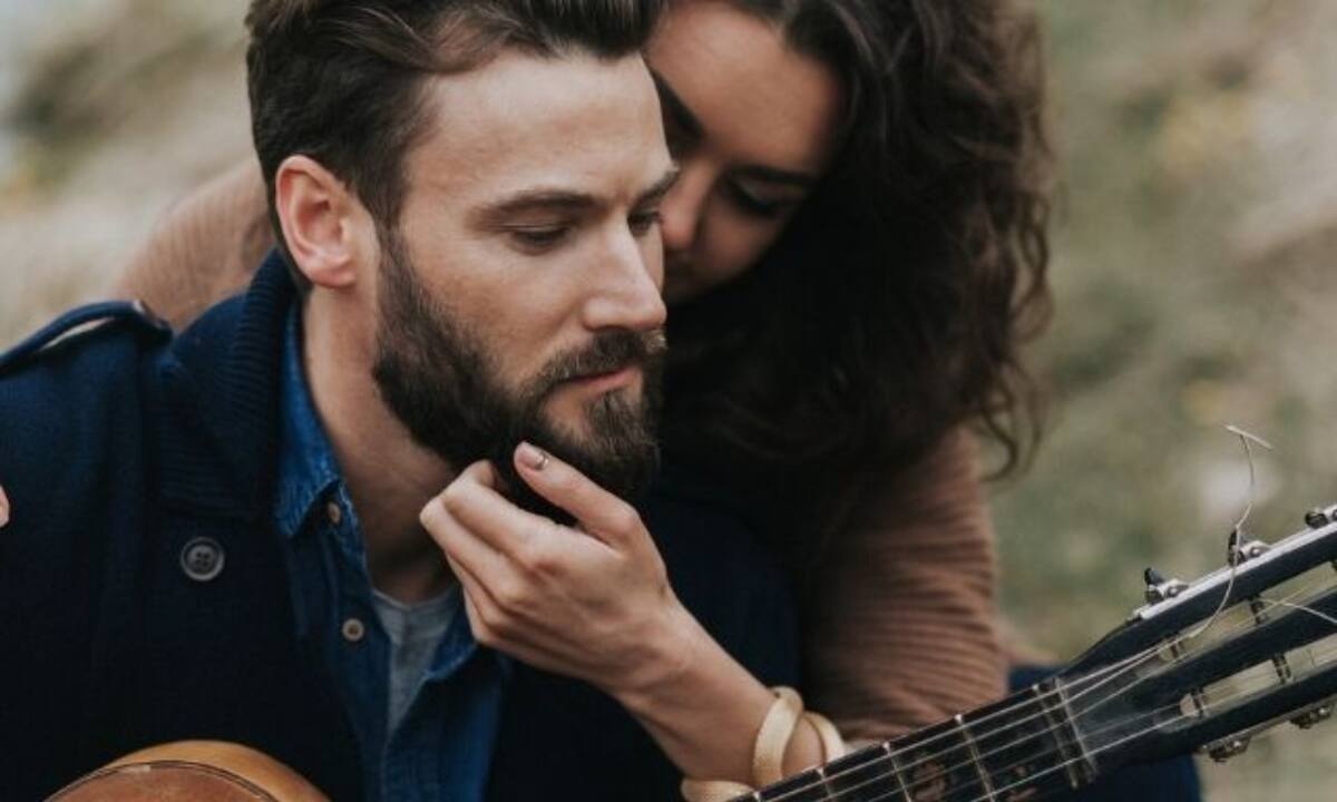 Σήμερα 08/01: Πάλι με χρόνια, με καιρούς, πάλι δικά μας θα ‘ναι...