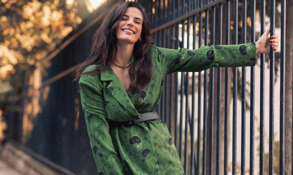 Χριστίνα Μπόμπα: Δείτε τις δίδυμες με τζιν παντελόνι - Είναι τέλειες (εικόνες)