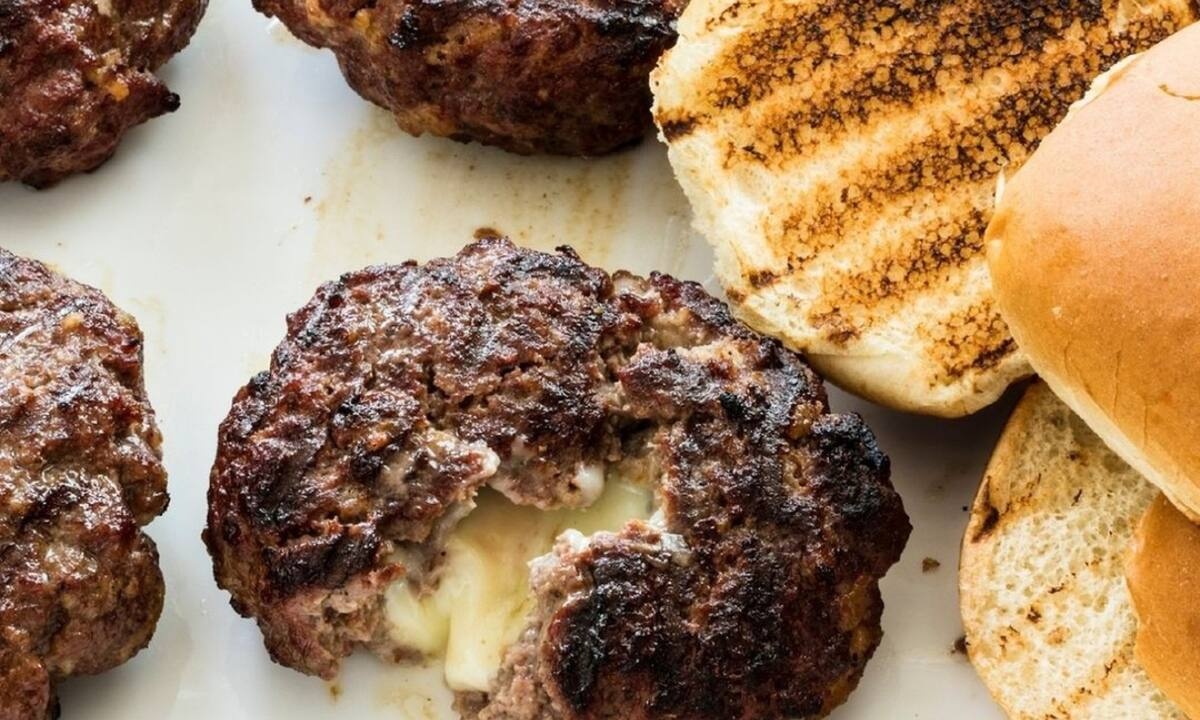 Συνταγή για τα πιο νόστιμα σπιτικά μπιφτέκια