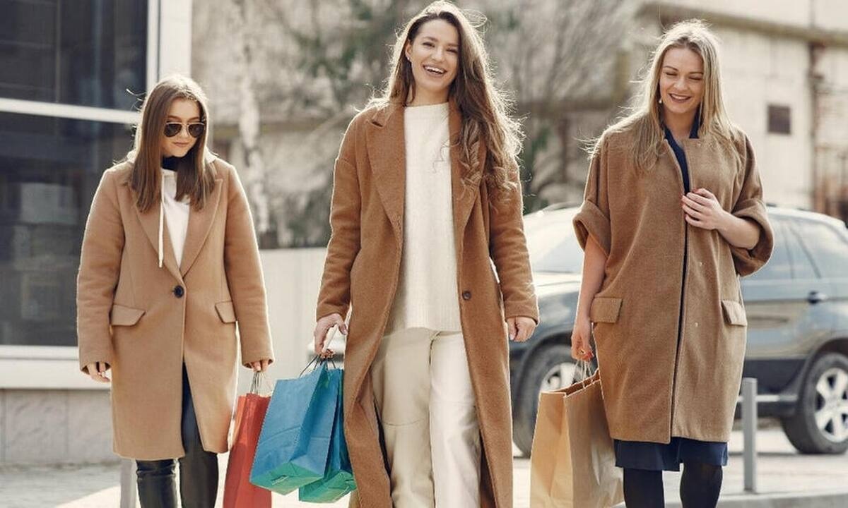 Winter Salebration: Πώς θα ζήσεις μία ολοκληρωμένη shopping εμπειρία παρέα με τους αγαπημένους σου
